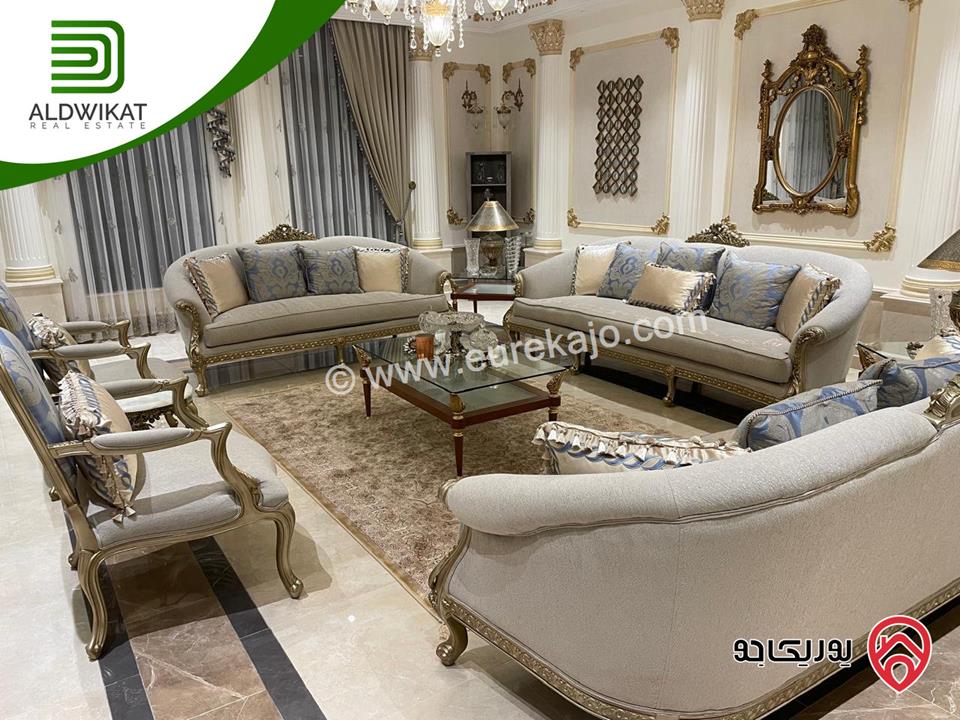 قصر مميز مفروش للبيع في عمان - دابوق مساحة الارض 2650م والبناء 2000م الترس 700م موقع قصور وفلل واطلالة خلابه