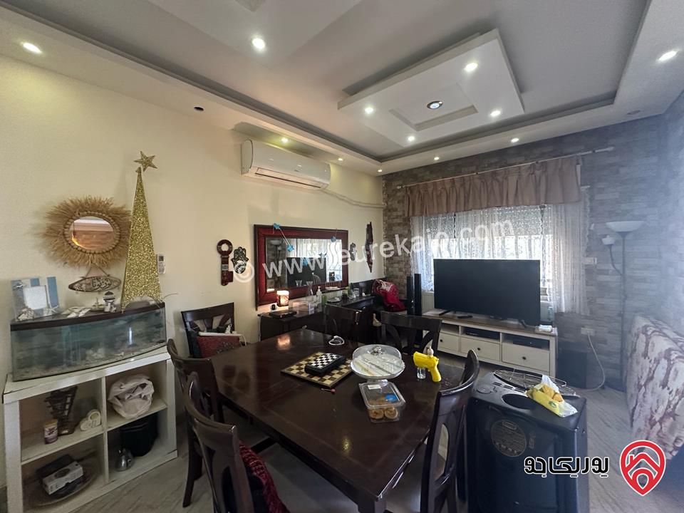 شقة مميزة مساحة 150م داخلي و 140م خارجي للبيع في عمان - ضاحية الرشيد - قرب مدارس ريتال