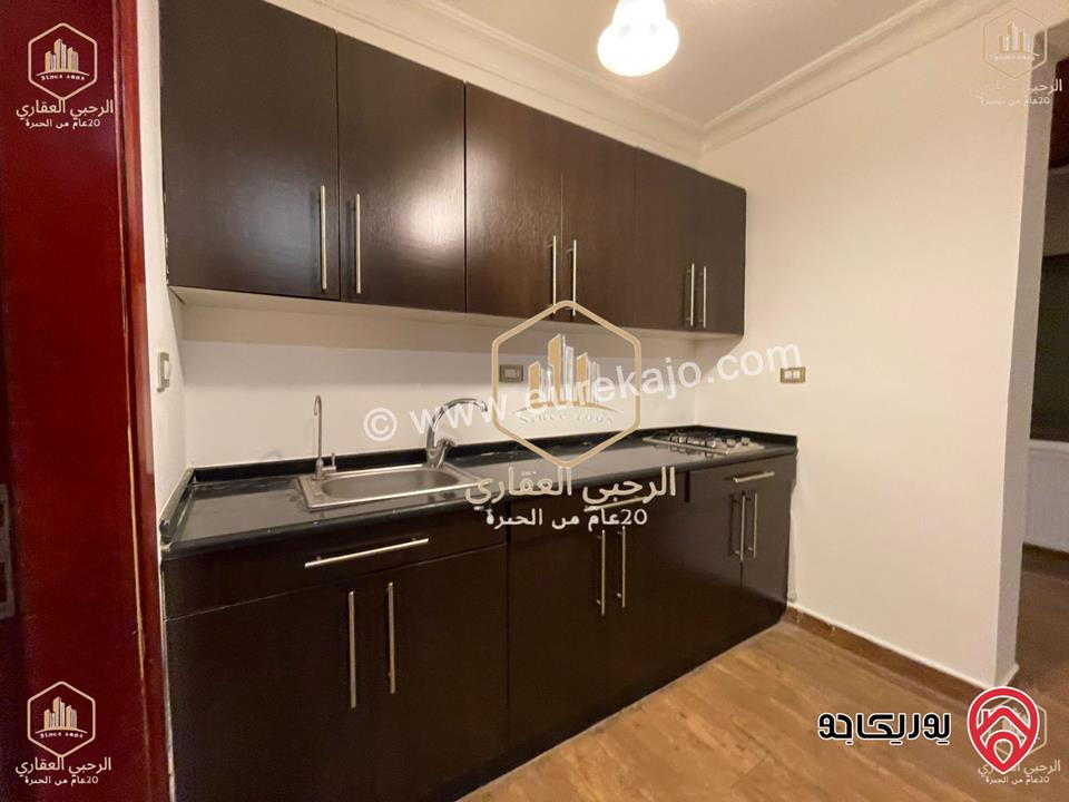 شقة دوبلكس فاخرة طابق ثالث مساحة 220م للايجار في عمان - الرابية