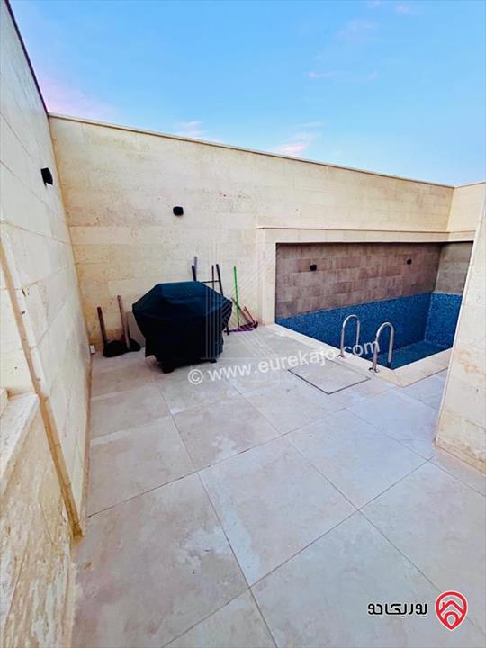 فيلا متلاصقة مساحة 370م على أرض 500م للبيع في عمان - ناعور / جرين لاند