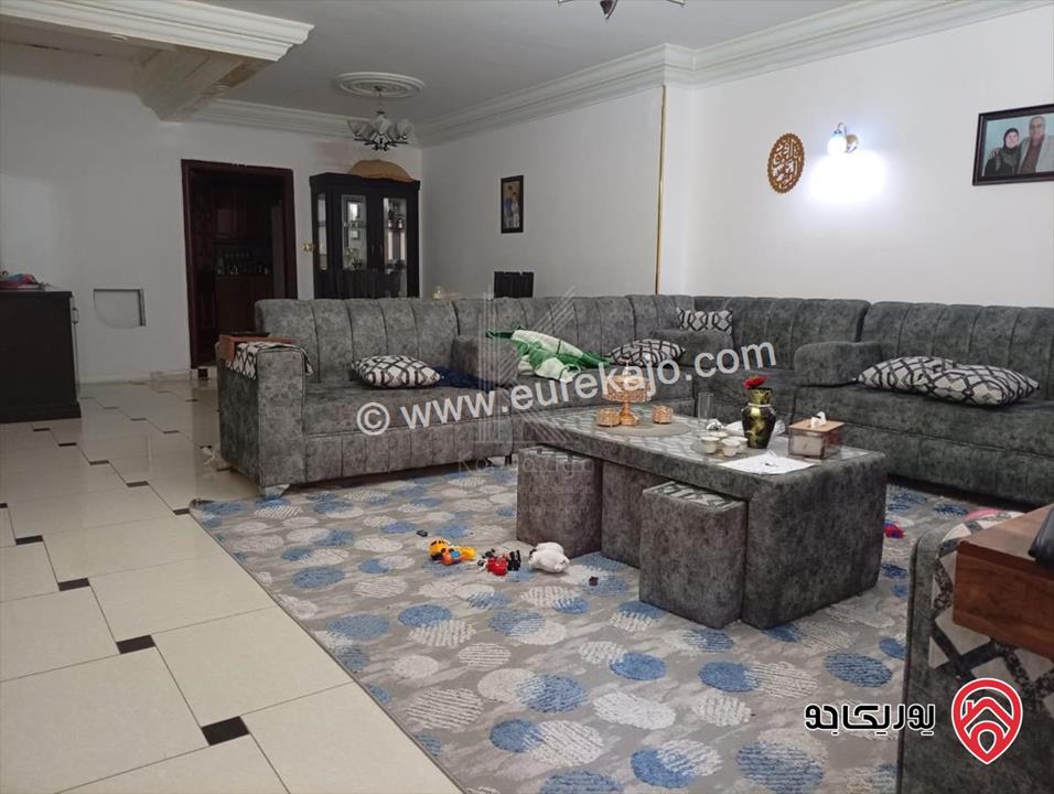 شقة أرضية دوبلكس مساحة 362م داخلي و 300م خارجي مميزة للبيع في عمان - تلاع العلي