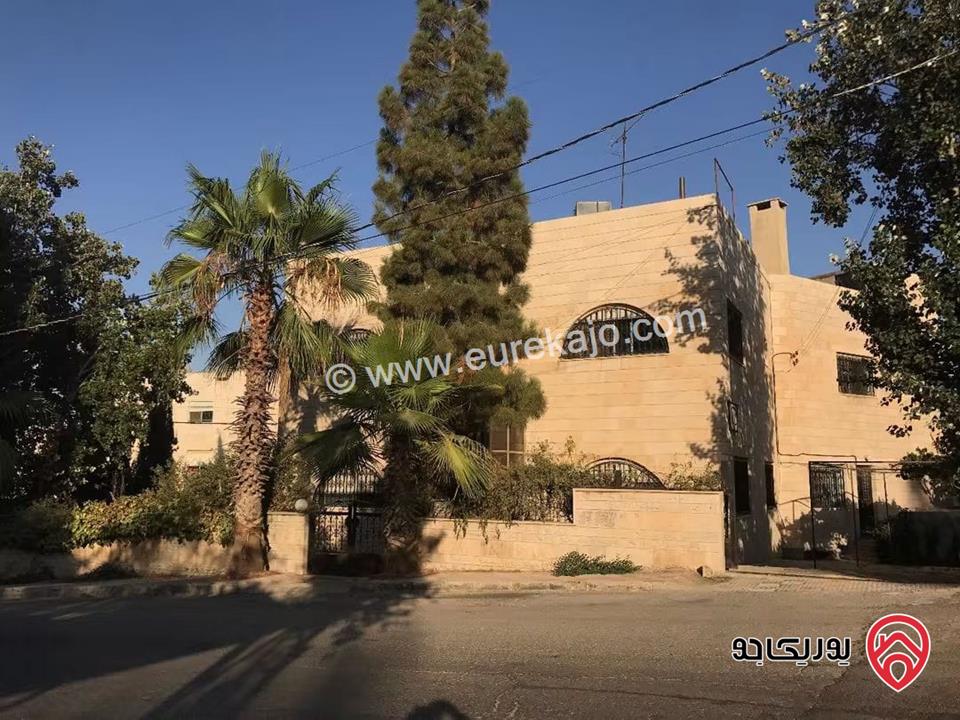 بيت مستقل تربلكس مساحة 360م على أرض 540م للبيع في عمان - الجاردنز