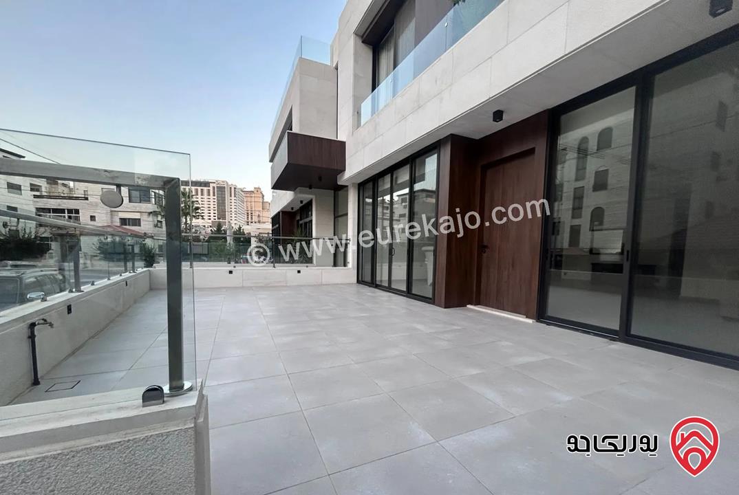 شقة سوبر ديلوكس مساحة 205م طابق أرضي للايجار مفروشة في عمان - عبدون