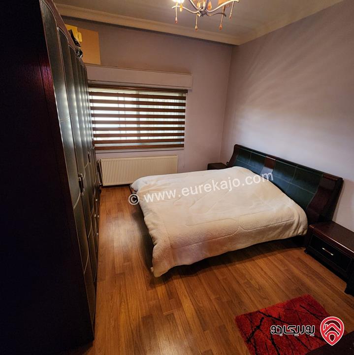 شقة فاخرة مفروشة طابق تسوية مساحة 260م للبيع في عمان - خلدا