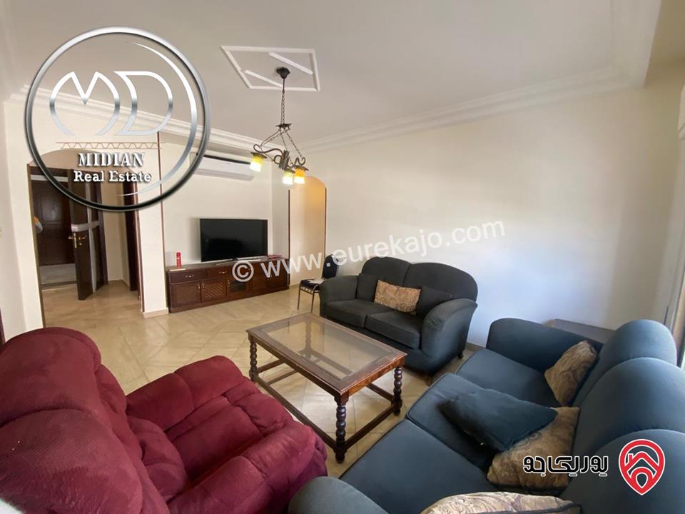 شقة للبيع في عمان - خلدا مساحة 220م طابق ثالث 4 نوم تشطيبات سوبر ديلوكس اطلالة جميلة و بسعر مميز