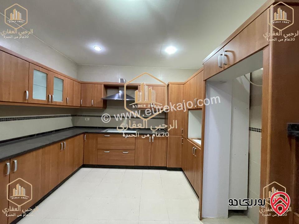 شقة سوبرديلوكس دوبلكس مساحة 270م أرضية للايجار في عمان - شميساني 