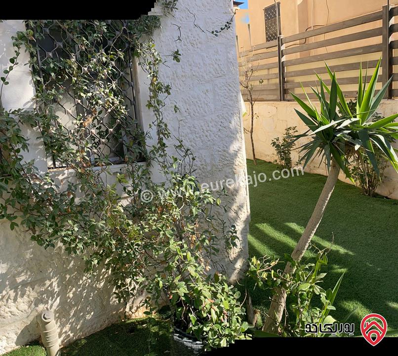 ڤيلا مساحة 500م على أرض 580م للبيع في الزرقاء الجديدة سوبر ديلوكس محاطة ب ڤلل