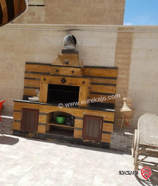 شقة مساحة 220م طابق أرضي للبيع في الجبيهة 