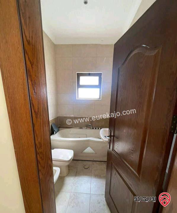 شقة فارغة مساحة 185م طابق أول للايجار في عمان - خلدا