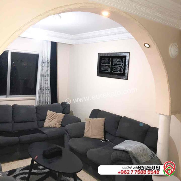 شقة طابق شبه ارضي مساحة البناء 66م للبيع في عمان - الجبل الأخضر
