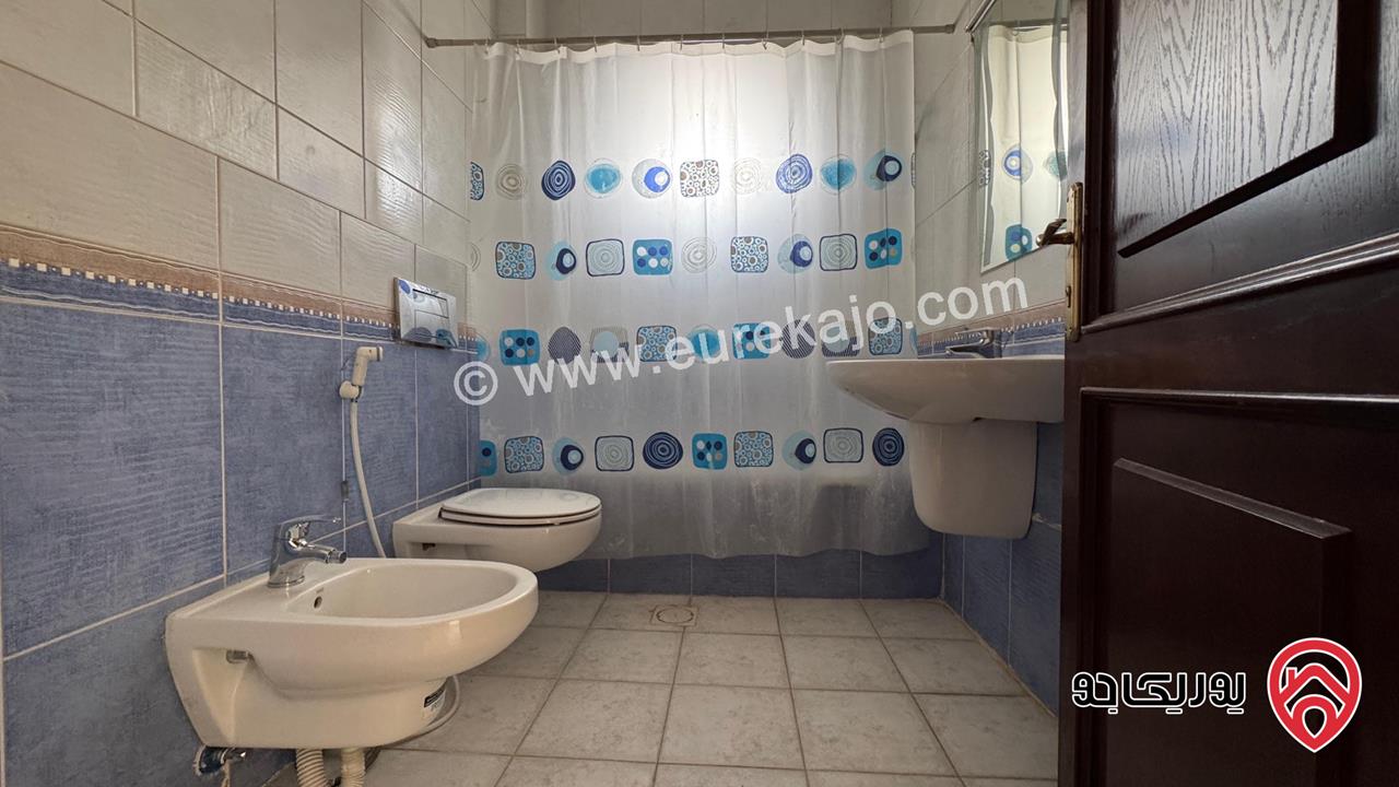 Unfurnished 4 Bedroom Apartment 300 Sqm for rent in Amman - 5th Circle