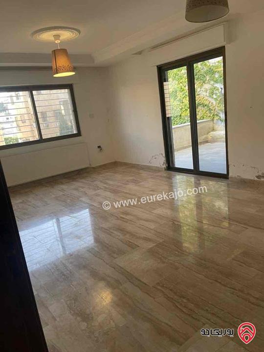 شقة شبه أرضية مساحة 180م للايجار في عمان - ام السماق 