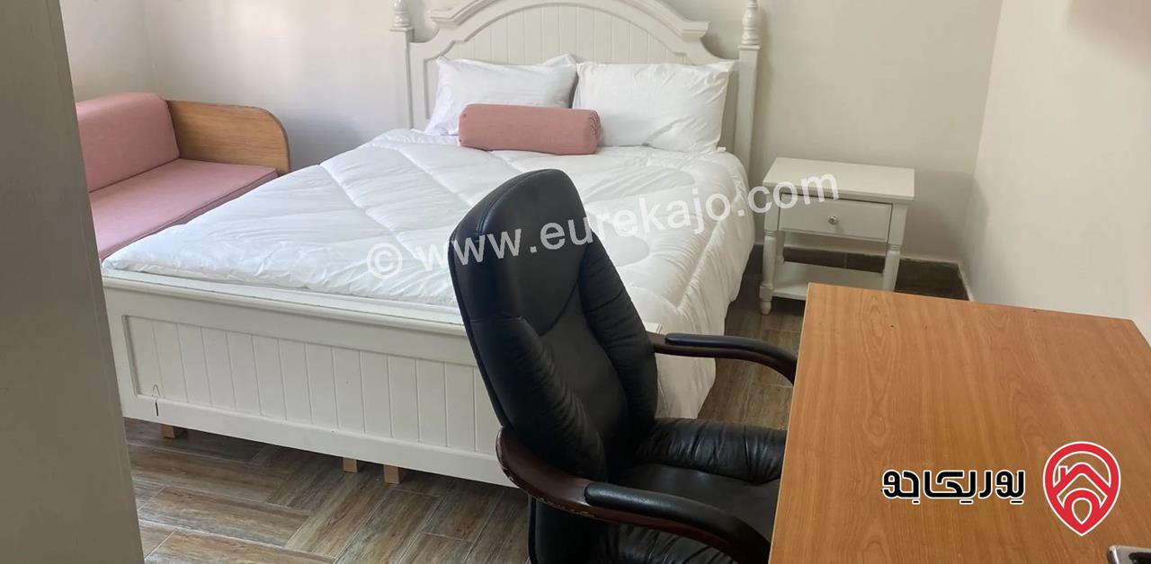 شقة فاخرة مفروشة طابق أول مساحة 185م للايجار في عمان - خلدا