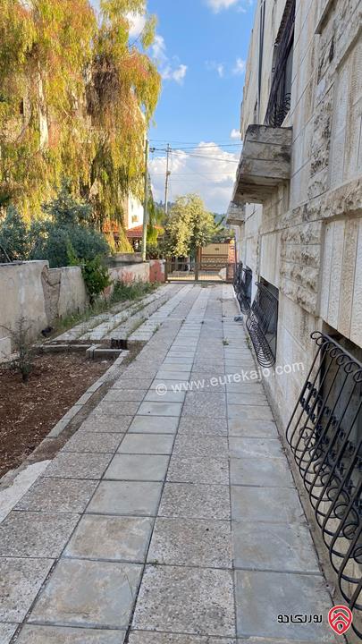 منزل مكون من طابقين على ارض 1 دونم و 27م للبيع في الكمالية ( حوض سلطان السلط)