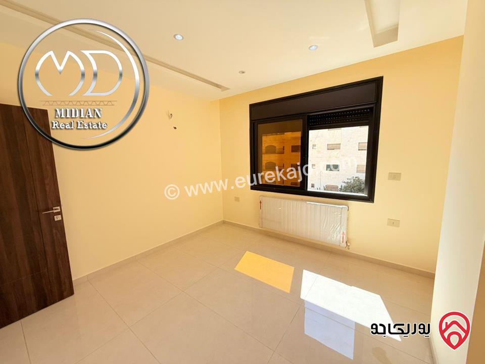 شقق فاخرة للبيع في عمان - ضاحية الرشيد مساحات 220م تشطيبات وديكورات عصرية اطلالة رائعة جديدة لم تسكن بأسعار مميزة