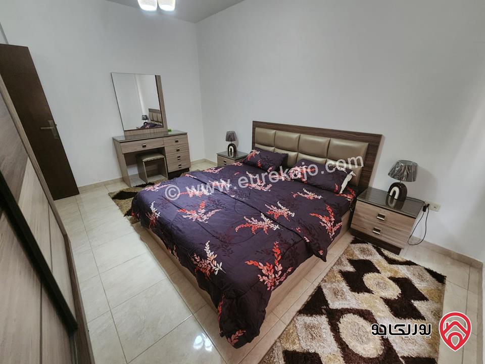 شقة مفروشة عصرية فاخرة مساحة 100م طابق أخير ذو اطلالة جميلة للايجار في عمان - دير غبار  