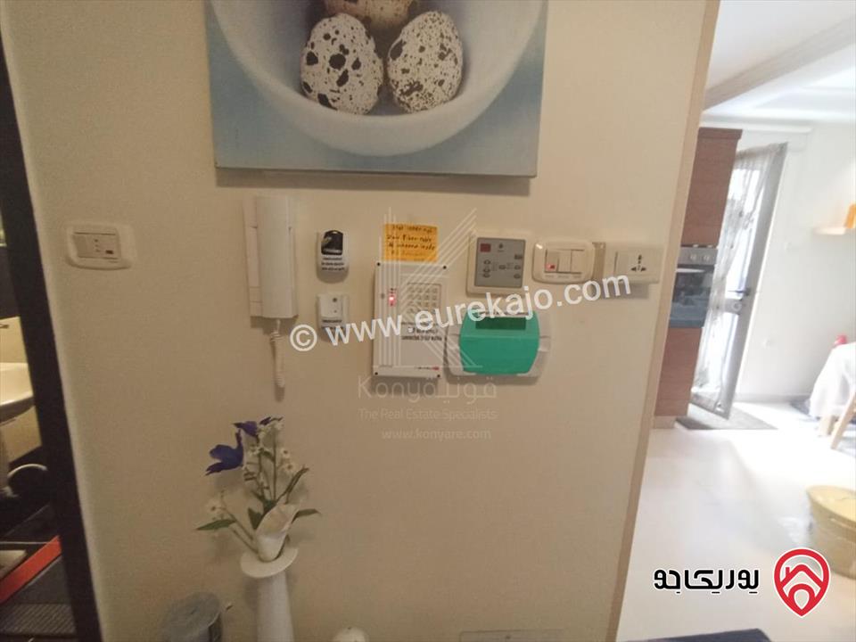 شقة فاخرة مفروشة مساحة 78م داخلي و 150م خارجي للايجار في عمان - دير غبار