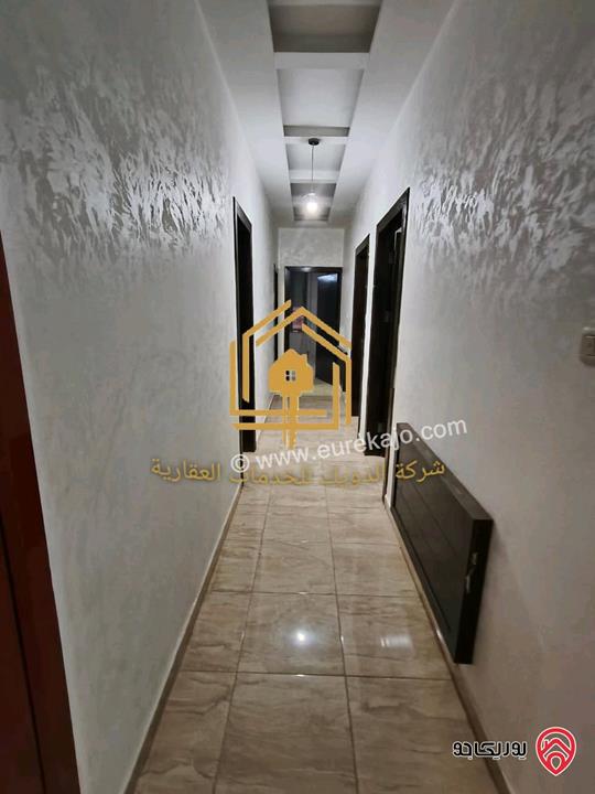 شقة طابق ارضي مساحة 200م مع ترس 20م للايجار في عمان - ضاحية النخيل 