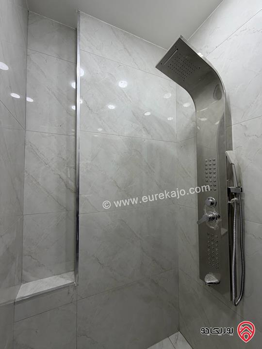 شقة طابق ثالث مع رووف مساحة 145م للبيع في عمان - الجبيهة