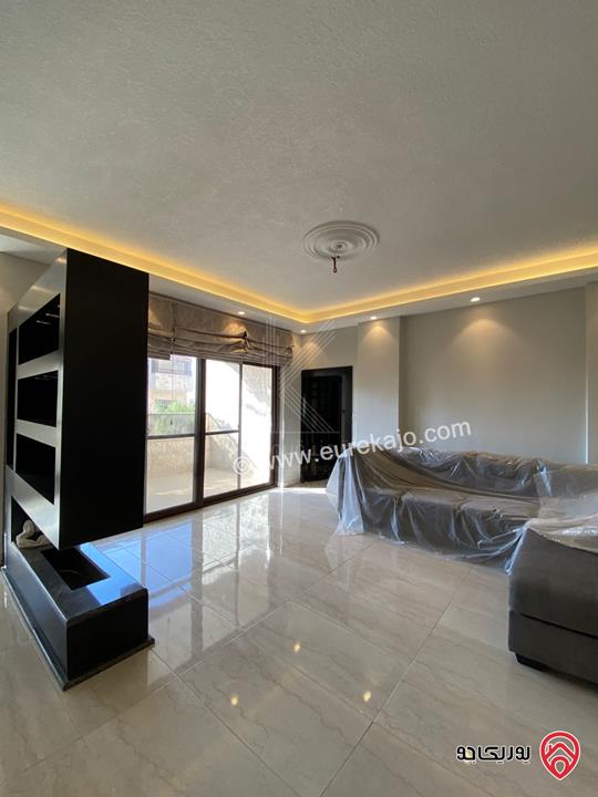 شقة فاخرة مساحة 195م طابق ثاني للبيع في عمان - ام اذينة