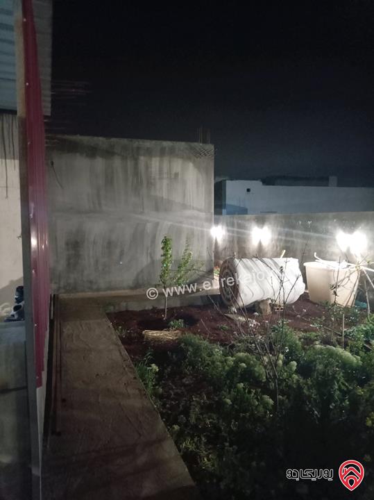 بيت مساحة 95م على أرض 500م للبيع في المفرق الغدير الاخضر