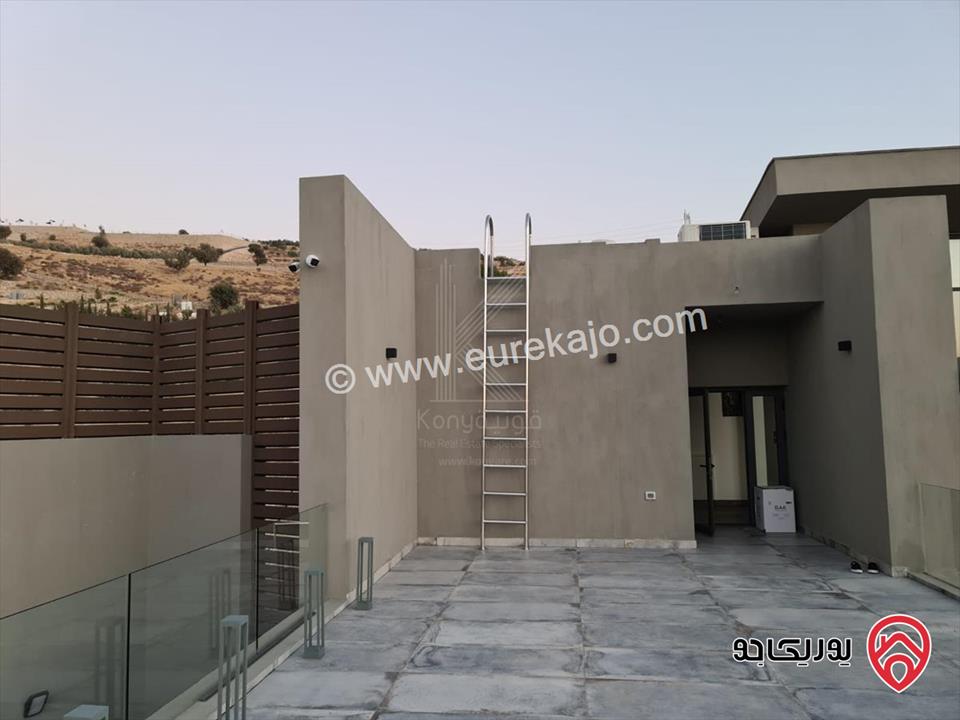 مزرعة فاخرة مساحة الأرض 4 دونم و 855م والبناء 720م للبيع في جرش /المصطبة
