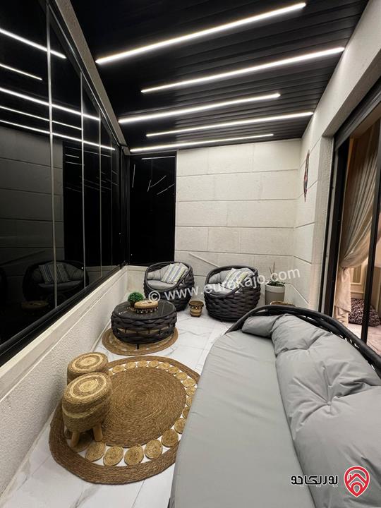 شقة طابق ثالث دوبلكس فاخرة مساحة 240م للبيع مفروشة في عمان - خلدا