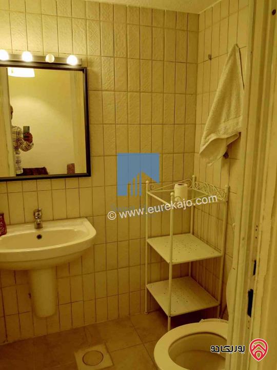 شقة أرضية مساحة 130م مع حديقة وترسات 250م للبيع في عمان - خلدا