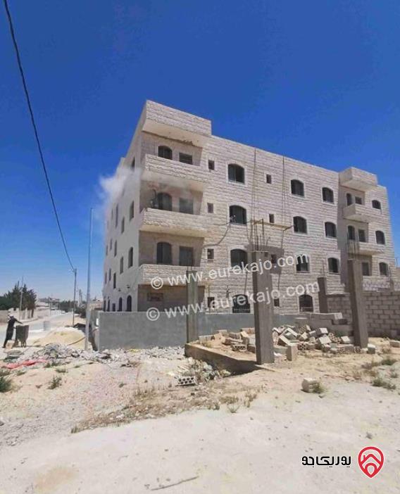 شقق مساحة 140م للبيع في المفرق الحي الجنوبي عمارة تشطيب جديد 