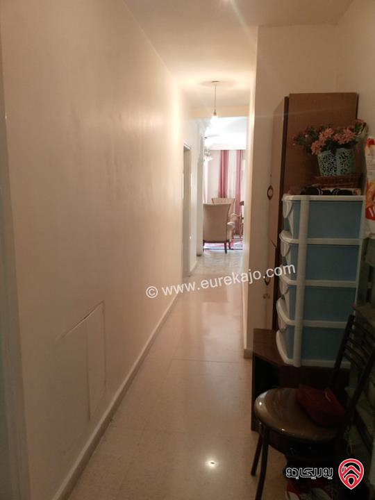 شقة استثمارية طابق ثاني مساحة 100م للبيع في عمان - الجاردنز، بالقرب من مطعم المنقل