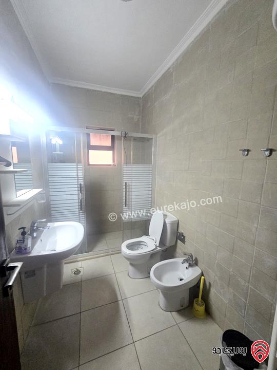 شقة طابق اول مساحة 130م مفروشة للإيجار في عمان - الرابية