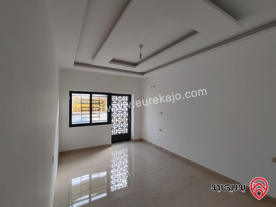 شقة ارضية مساحة 135م للبيع في عمان - جبل الزهور          	 