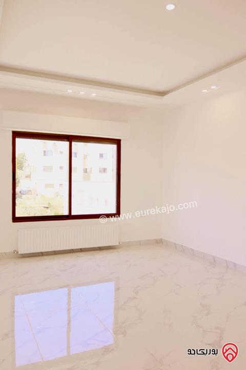 شقق فاخرة عادي و دوبلكس جاهزة للتسليم!**🏡 **مساحات تبدأ من 203 متر مربع في عمان - البيادر 