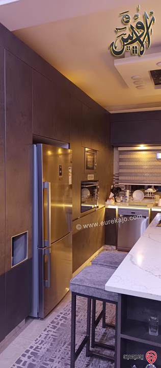 شقة طابق ثاني فني مساحة الشقة 178 متر للبيع في الزرقاء الجديدة / البتراوي الجنوبي 