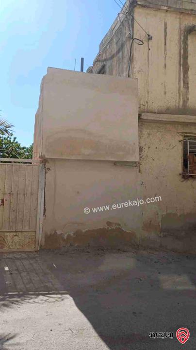بيت طابقين على أرض 125م للبيع في عمان - سحاب