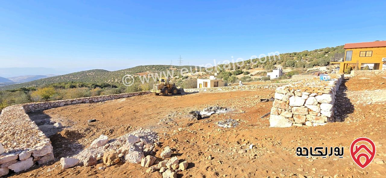 قطعة أرض سياحية مساحة 2 دونم و 100م للبيع في عجلون 