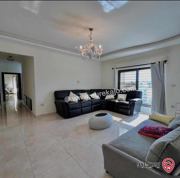 شقة مساحة 190م مع روف 60م وترس 70م للبيع في عمان - دير غبار