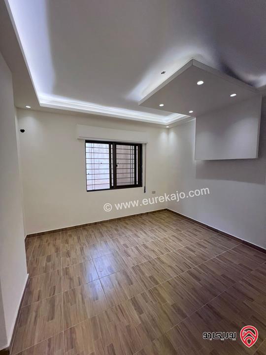 شقة مميزة طابق -2 مساحة 120م داخلي و 150م خارجي للبيع في عمان - ضاحية الرشيد 