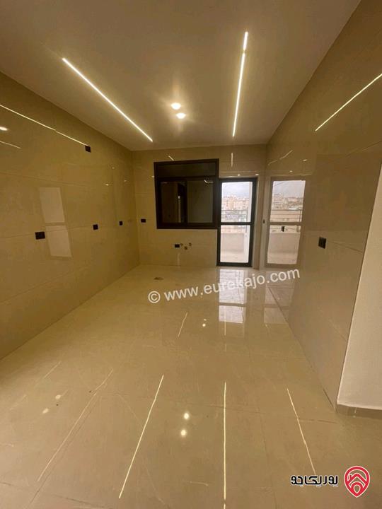 شقة جديدة لم تسكن بعد مساحة 130م طابق ثالث للايجار في عمان - عرجان