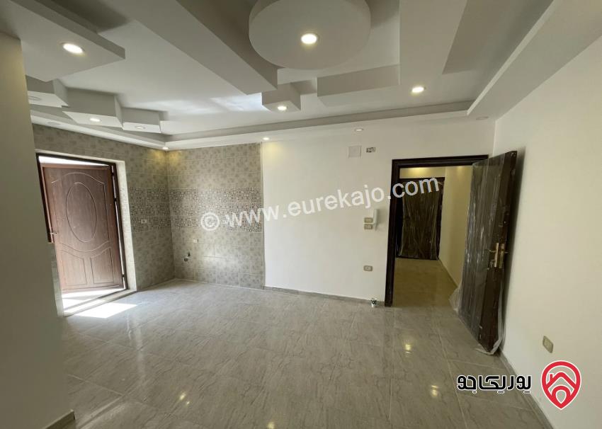 شقة مساحة 180م طابق ثالث دوبلكس للبيع في اربد - الحي الشرقي 