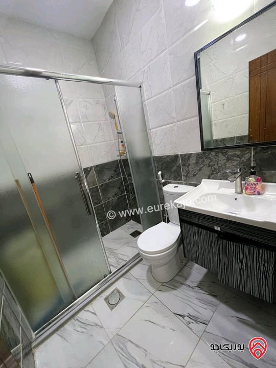 شقة مميزة مساحة 100م طابق ثاني للايجار اليومي في العقبة - المنطقة التاسعة