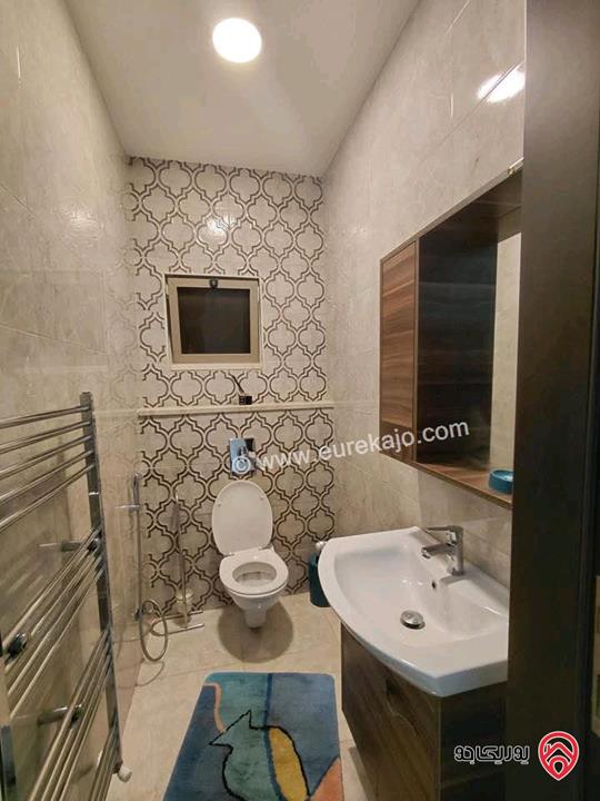 شقة فارغة طابق أول مساحة 150م للايجار في عمان - خلدا 