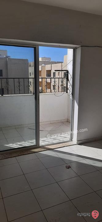  شقة طابق رابع مساحة 108م للبيع في الزرقاء - مدينة الشرق 