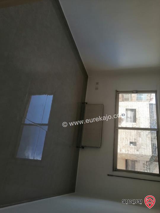 شقة مساحة 200م طابق اول للايجار في عمان - أم أذينة