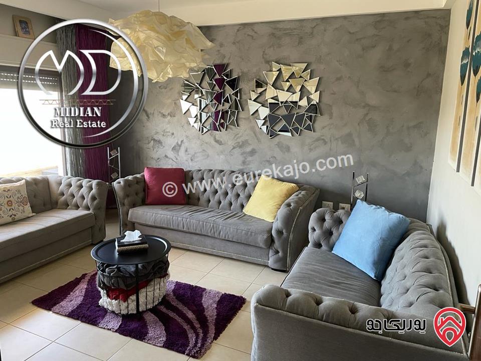 شقة مفروشة للايجار في عمان - الكرسي مساحة 270م 4 نوم طابق اول تشطيبات و ديكورات فاخرة اطلالة رائعة