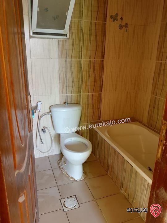 شقة مساحة 127م طابق ثالث للبيع في اربد - الحي الشرقي، مقابل مخفر الحي الشرقي 