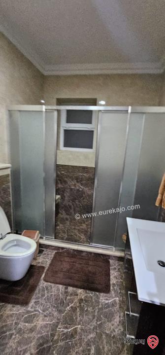  شقة دوبلكس مع روف مساحة 349م للبيع في الفحيص – الرهوة