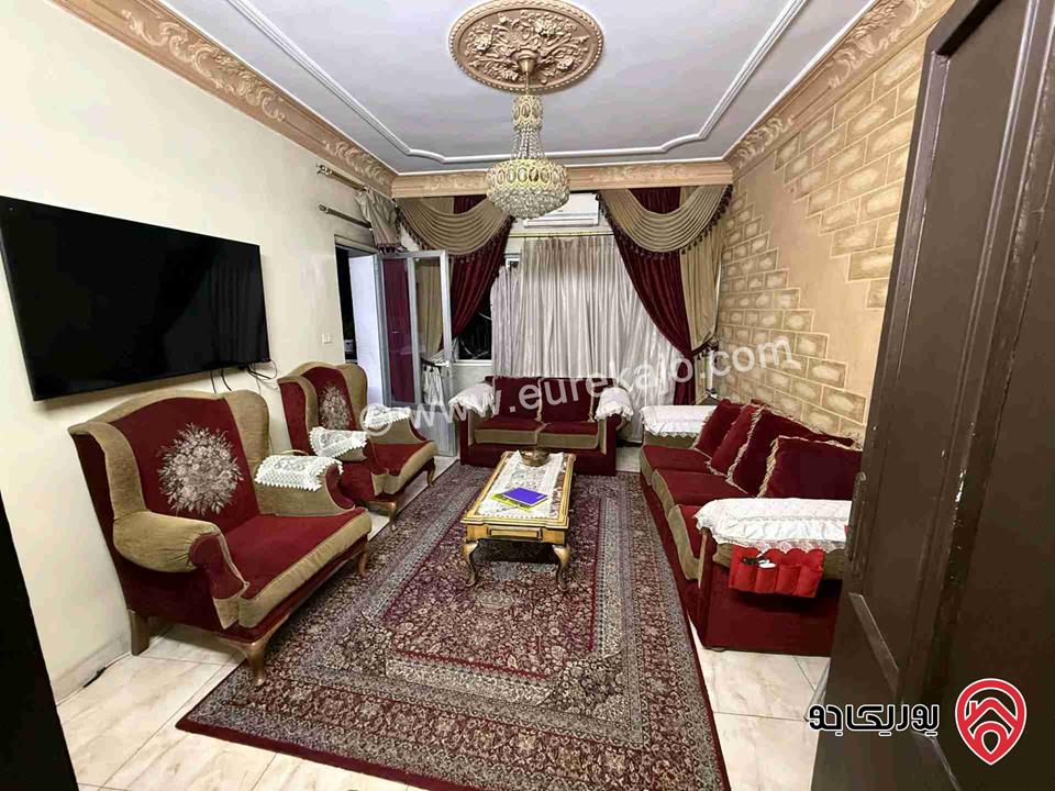 شقة طابق رابع مساحة 97م للبيع في عمان - جبل النصر
