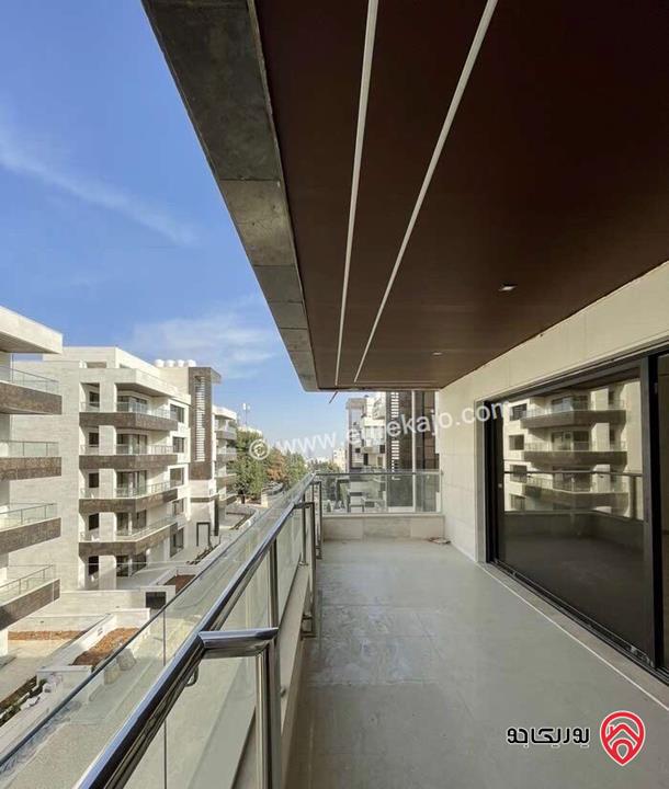 شقة طابق ثالث دوبلكس مساحة 200م للبيع في عمان - خلدا