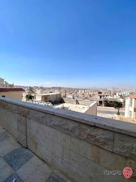 بيت مستقل مساحة 1400م على أرض 848م للبيع في عمان - ابو علندا اسكان الكهربا 